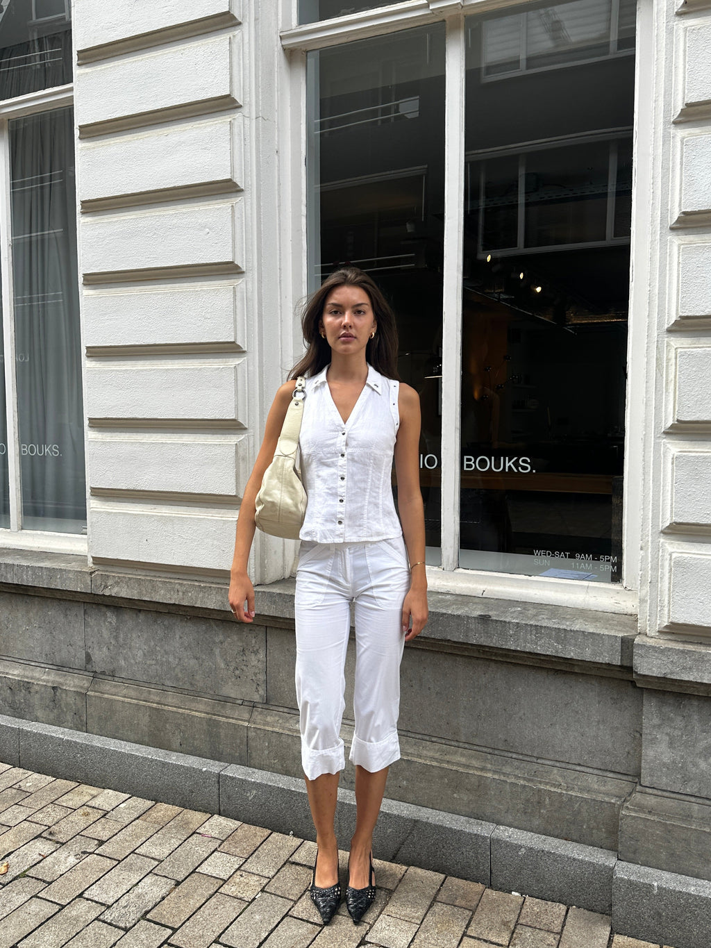 WHITE CAPRI