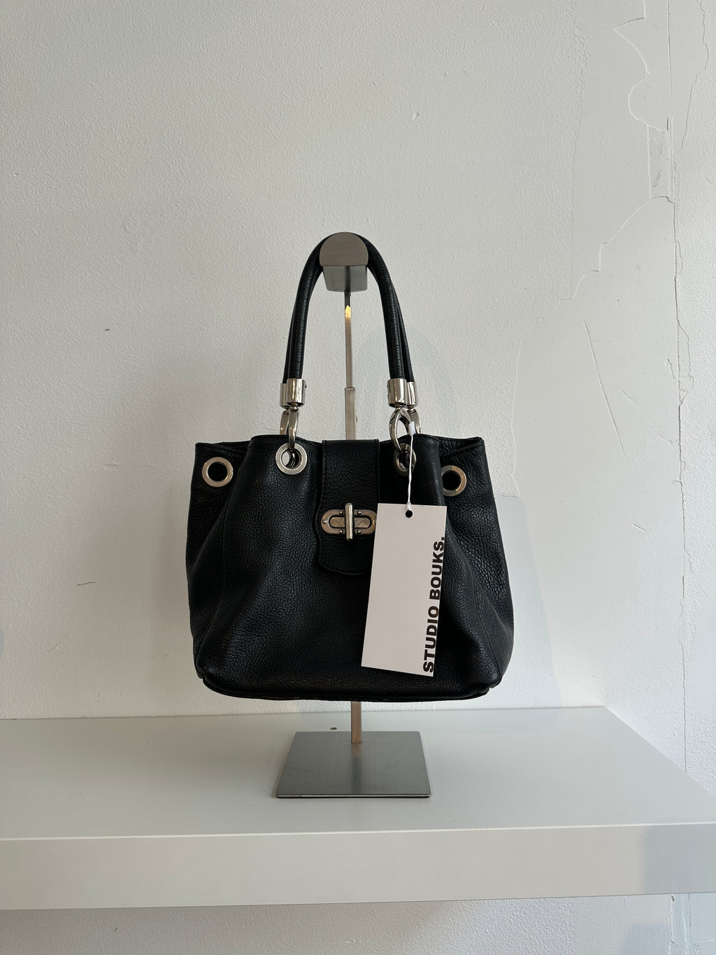 LEATHER BAG