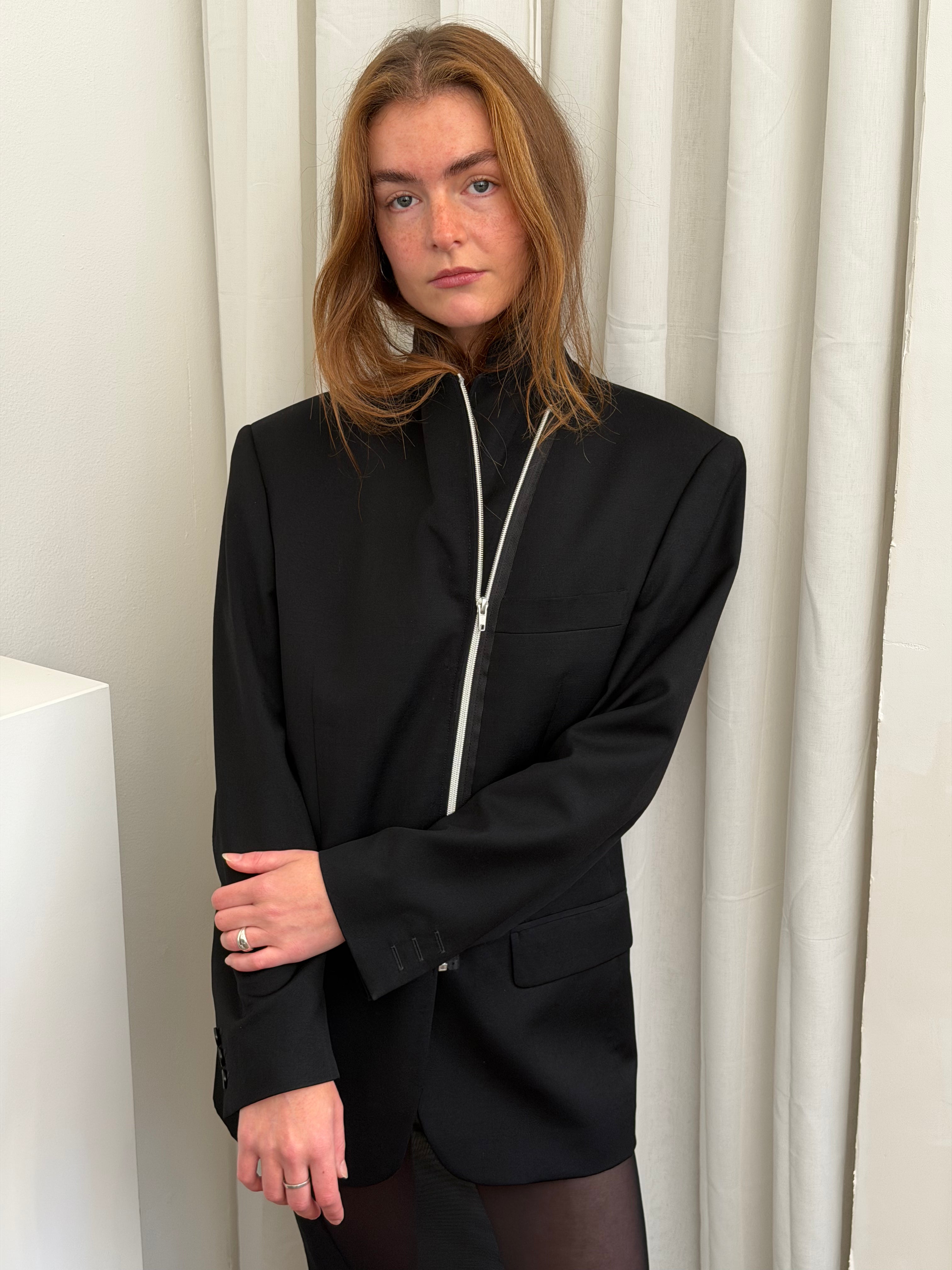 ZIPPER BLAZER